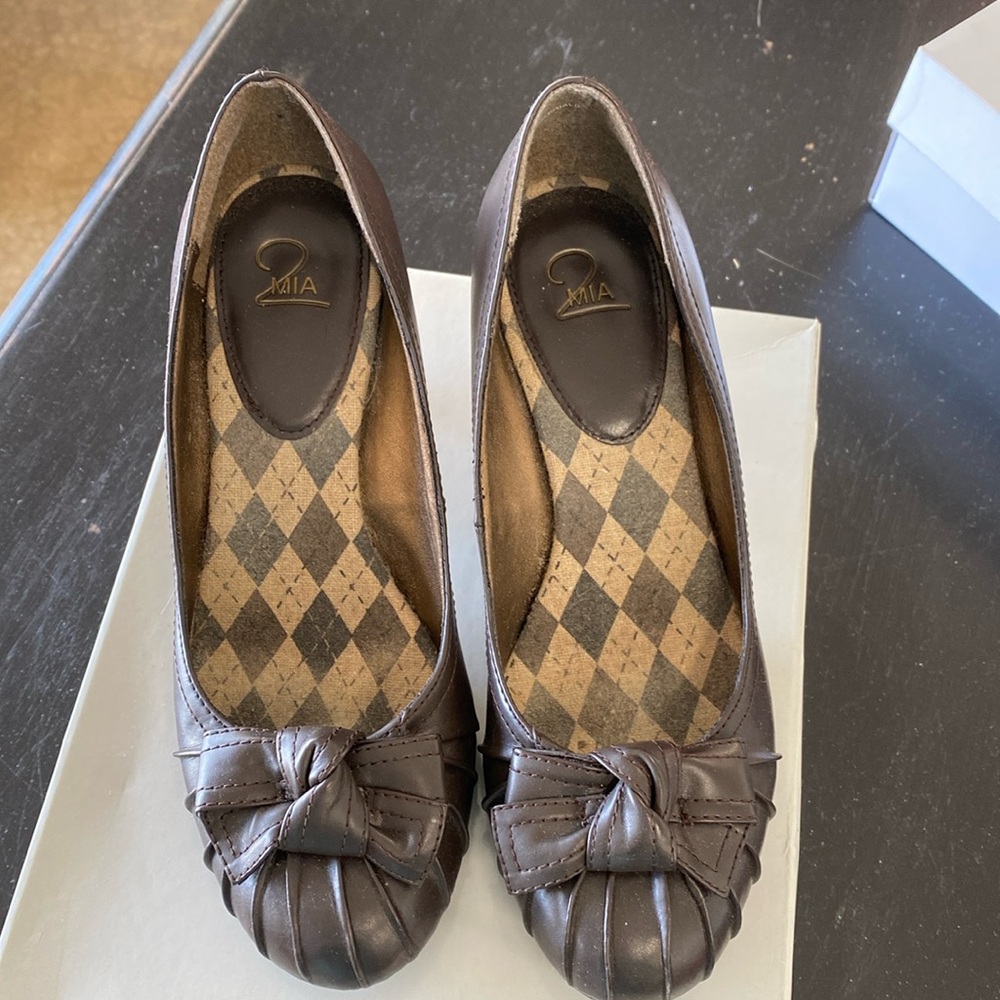 Mia 2 Pumps